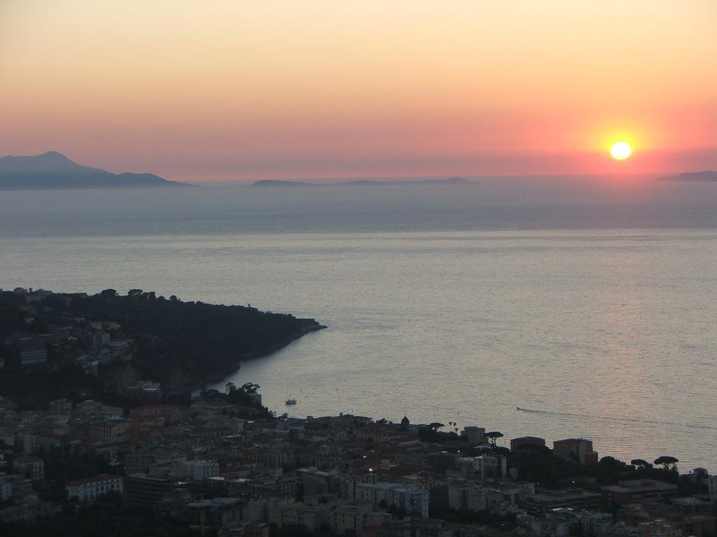 Villetta Surriento Sorrento Exterior photo