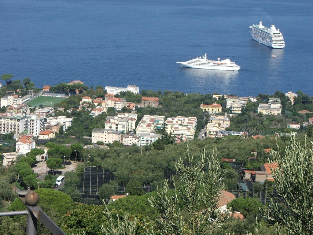 Villetta Surriento Sorrento Exterior photo